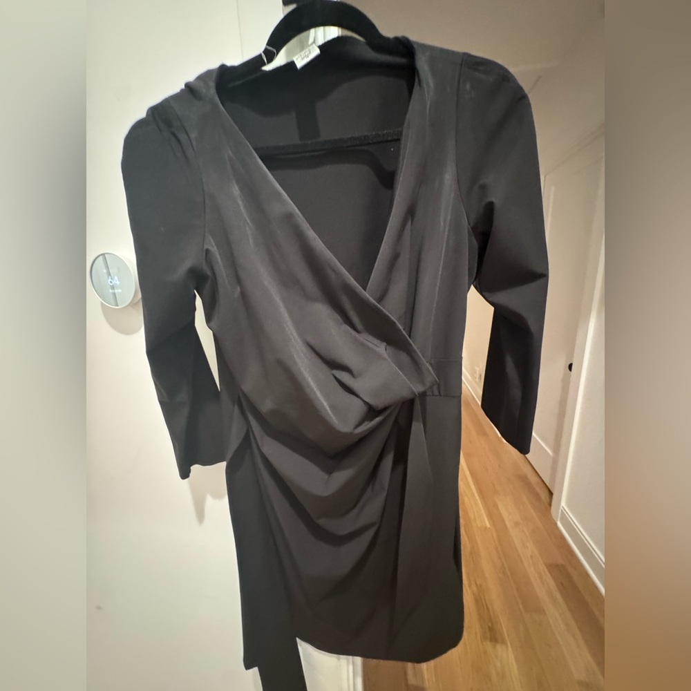 Diane Von Furstenberg Black Long Sleeve Dress